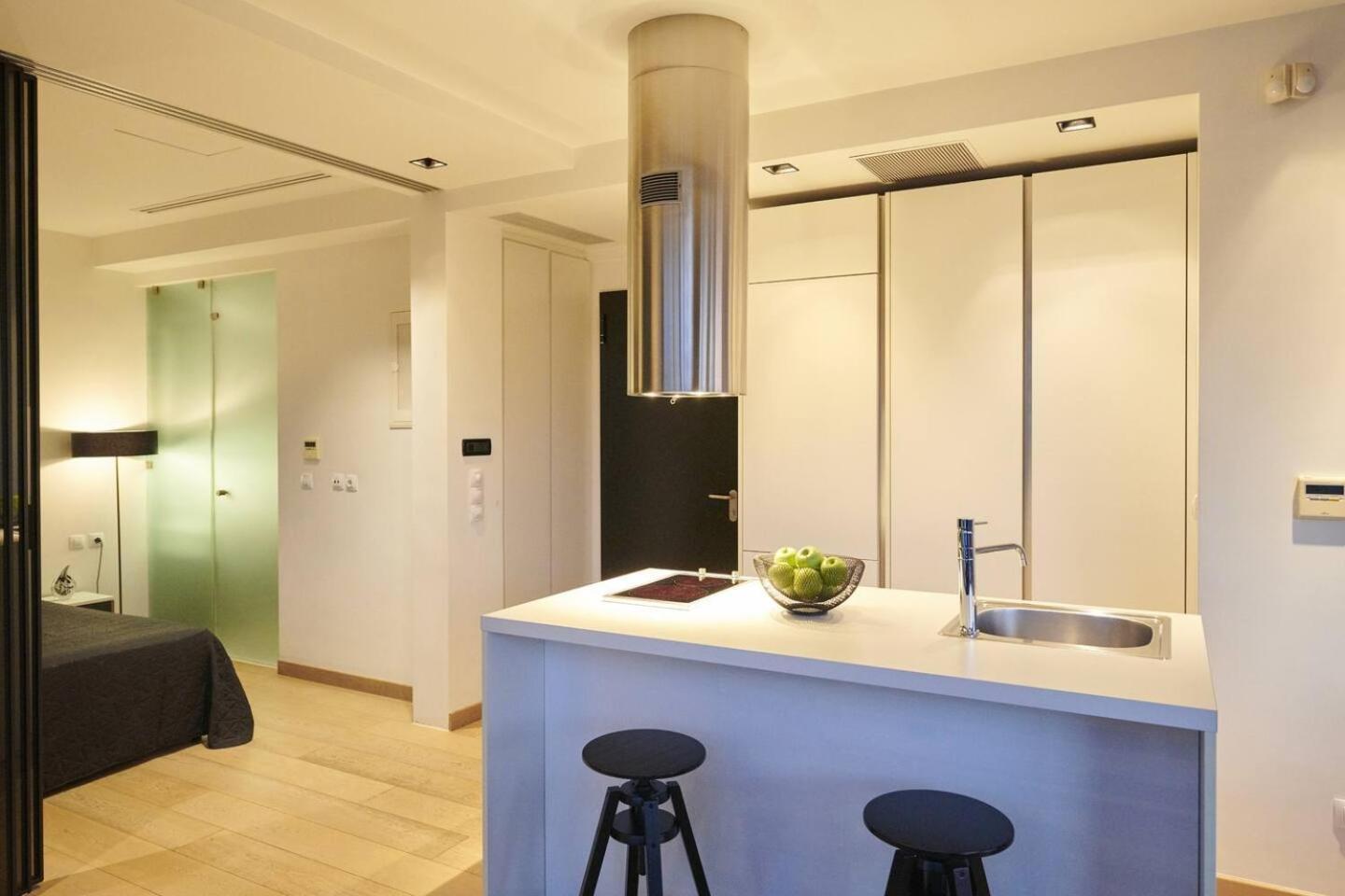 Ma Maison Nο 4, Downtown Loft , Short Walk To Acropolis, Ultra High Speed Internet 500 Mbps, Parking Upon Request, 1' From Metro Station Athene Buitenkant foto