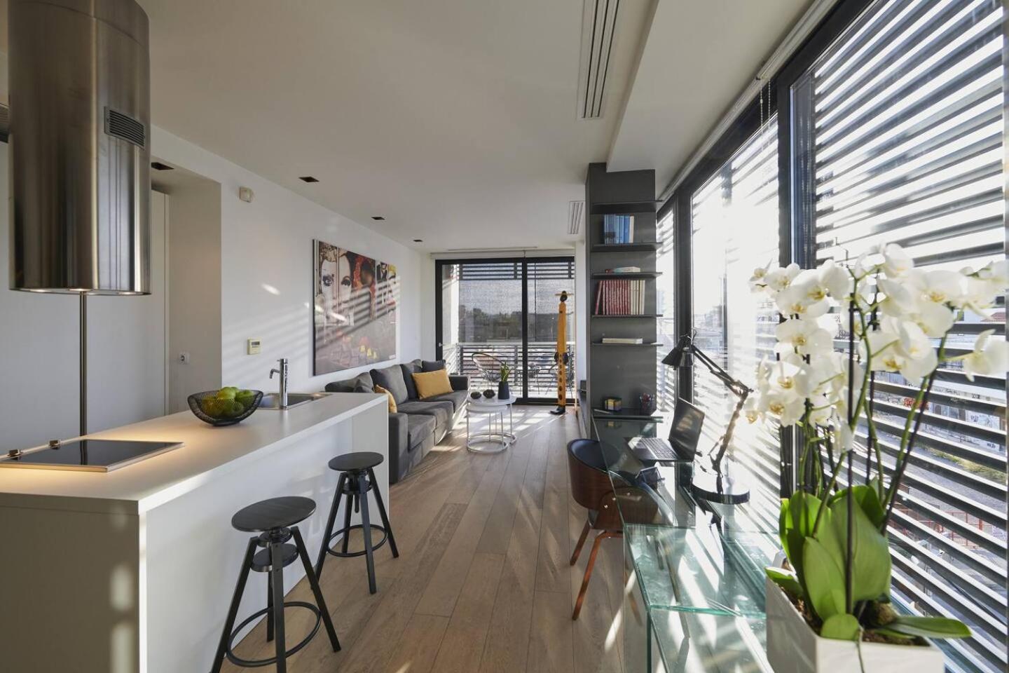 Ma Maison Nο 4, Downtown Loft , Short Walk To Acropolis, Ultra High Speed Internet 500 Mbps, Parking Upon Request, 1' From Metro Station Athene Buitenkant foto