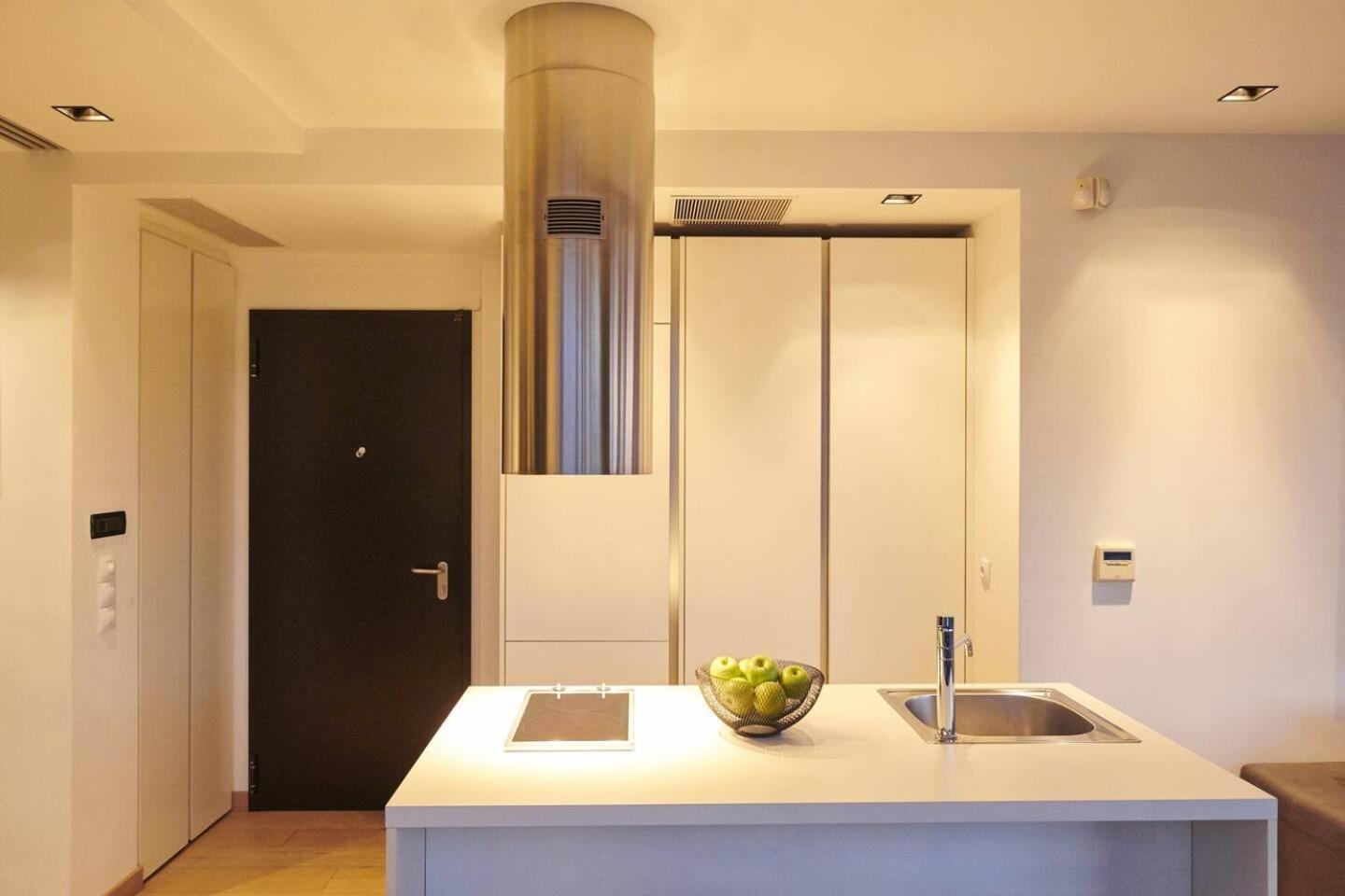 Ma Maison Nο 4, Downtown Loft , Short Walk To Acropolis, Ultra High Speed Internet 500 Mbps, Parking Upon Request, 1' From Metro Station Athene Buitenkant foto